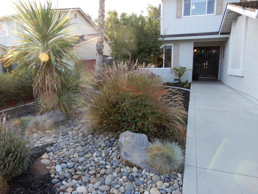 819 Cumberland Drive Property Photo 3