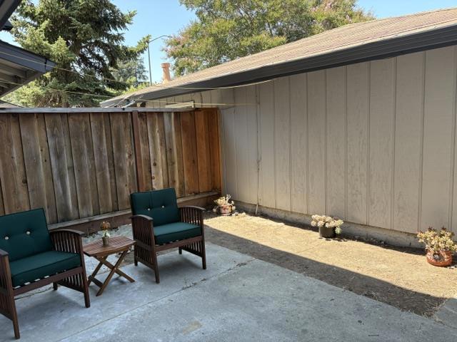 38030 Dundee Property Photo 6