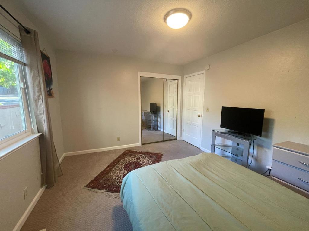 3219 E Dunne Avenue Property Photo 23