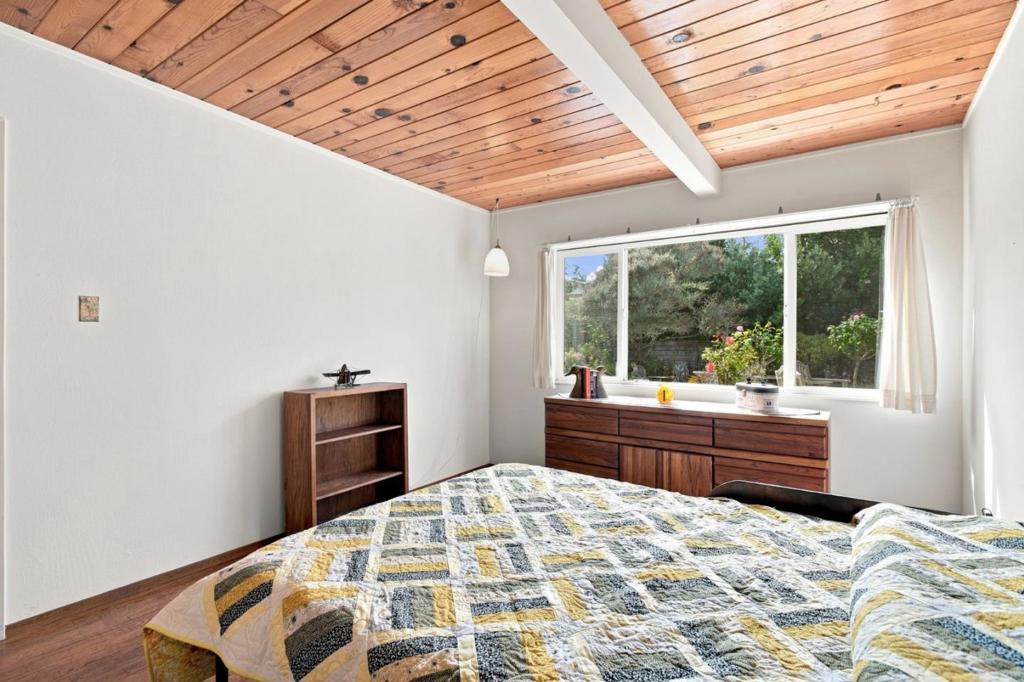 ML82057039 Property Photo 11
