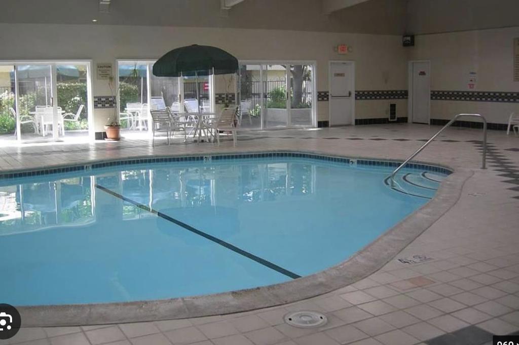 287 Tradewinds Drive 11 Property Photo 27