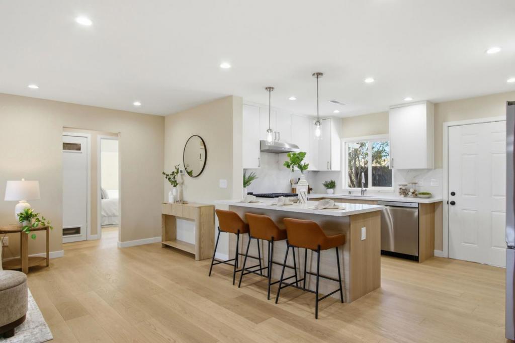 1150 Kiely Boulevard Property Photo 6
