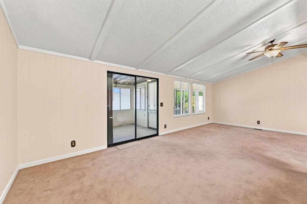 29262 Whalebone Way 349 Property Photo 5