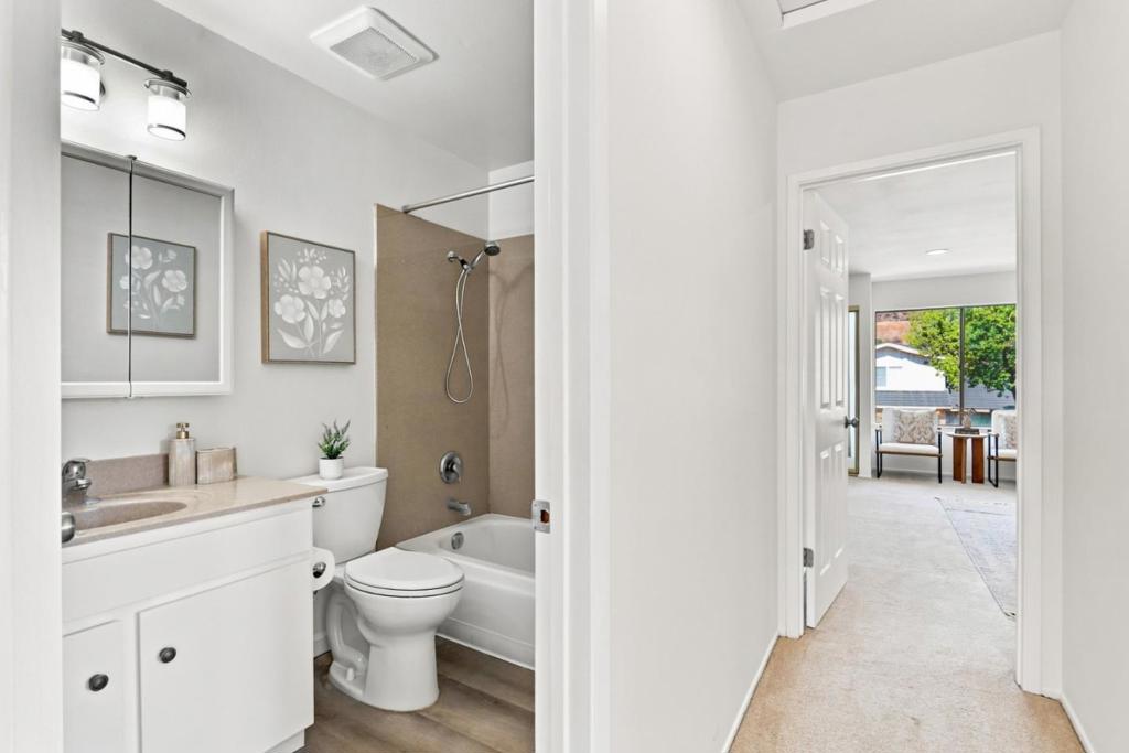7415 Phinney Way Property Photo 24