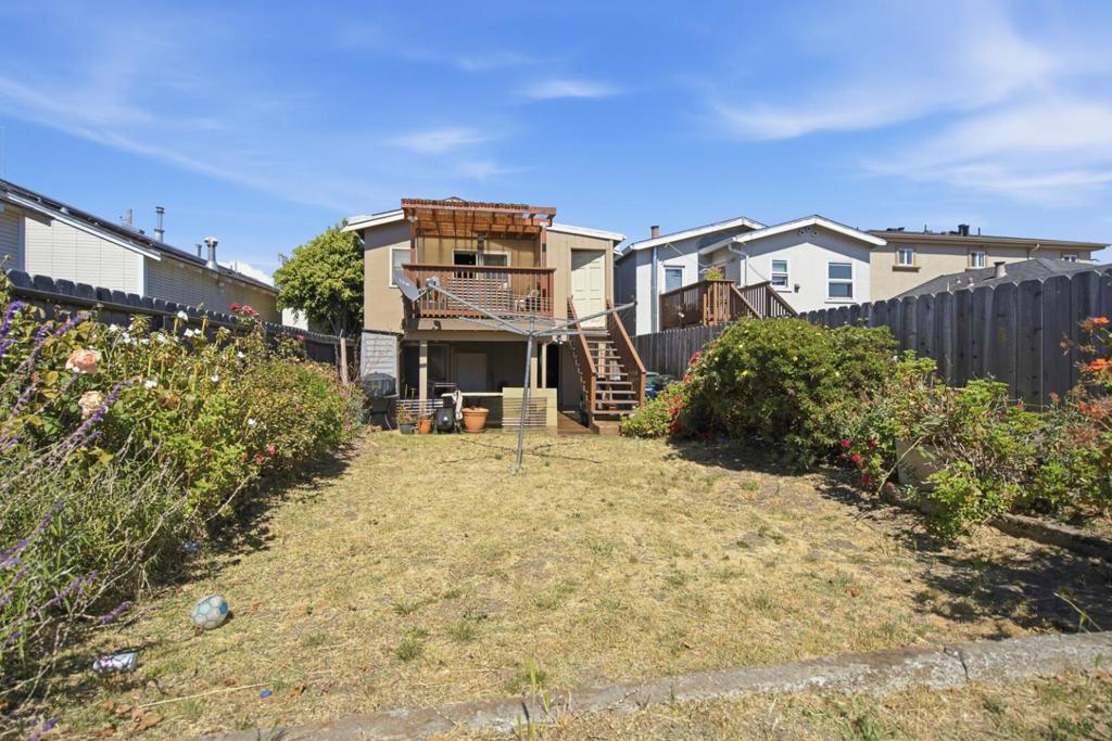991 Mills Avenue Property Photo 26