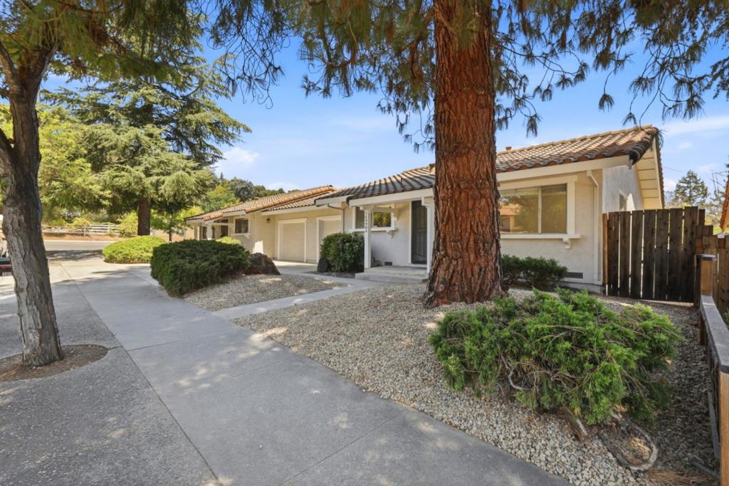 16990 Barnell Avenue Property Photo 3