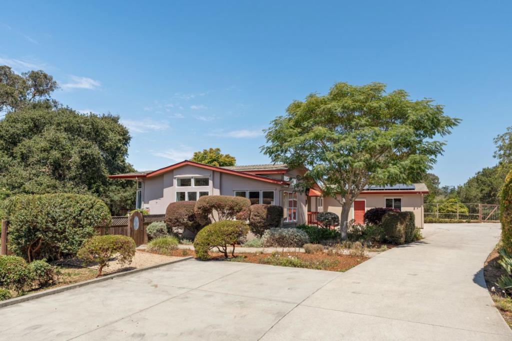 3210 Churnside Lane Property Photo 1