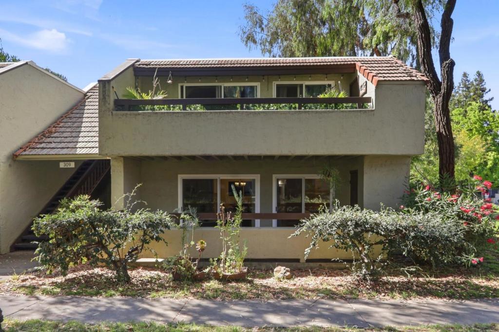 309 Tradewinds Drive 15 Property Photo 3