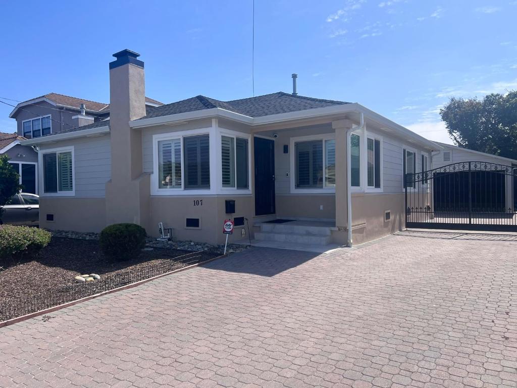 107 Mulberry Avenue Property Photo 1