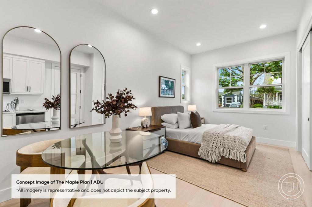1024 Byerley Avenue Property Photo 11