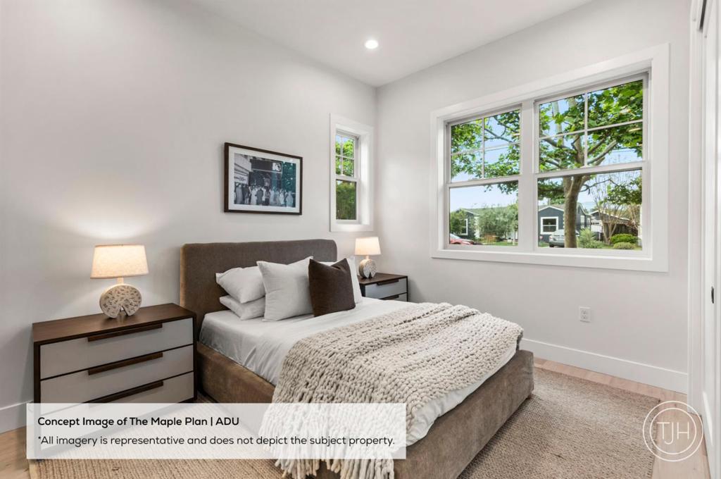 1024 Byerley Avenue Property Photo 12