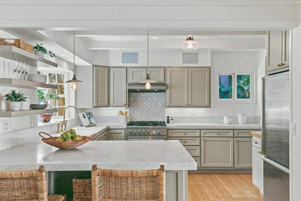 3751 Bay Road Property Photo 14