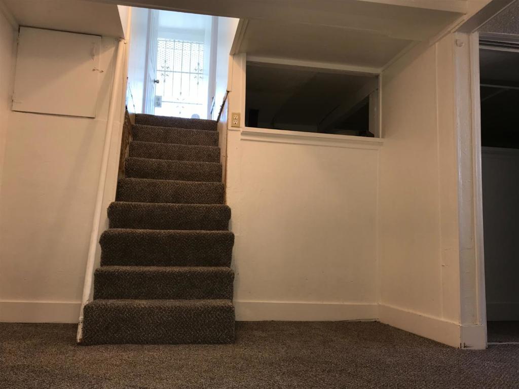 208 Yosemite Avenue Property Photo 21