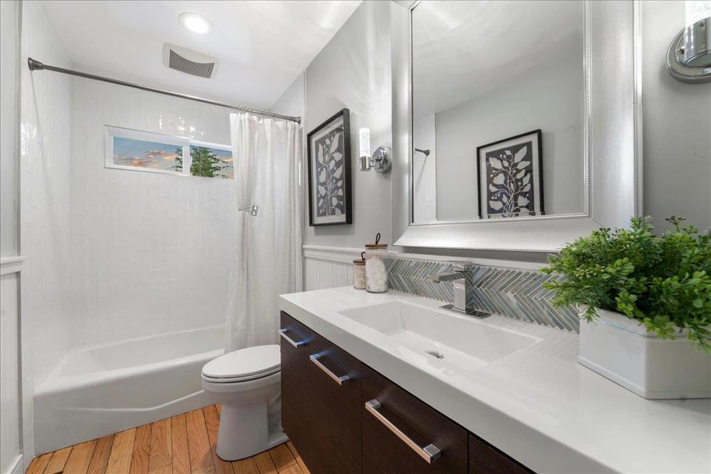 14608 Golf Links Drive Property Photo 30