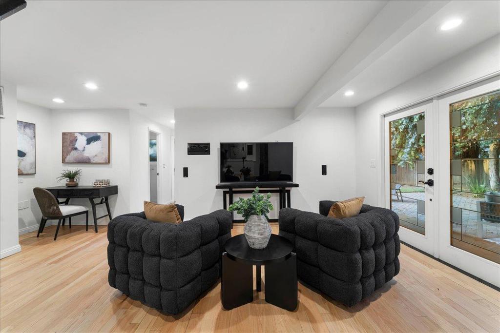14608 Golf Links Drive Property Photo 44