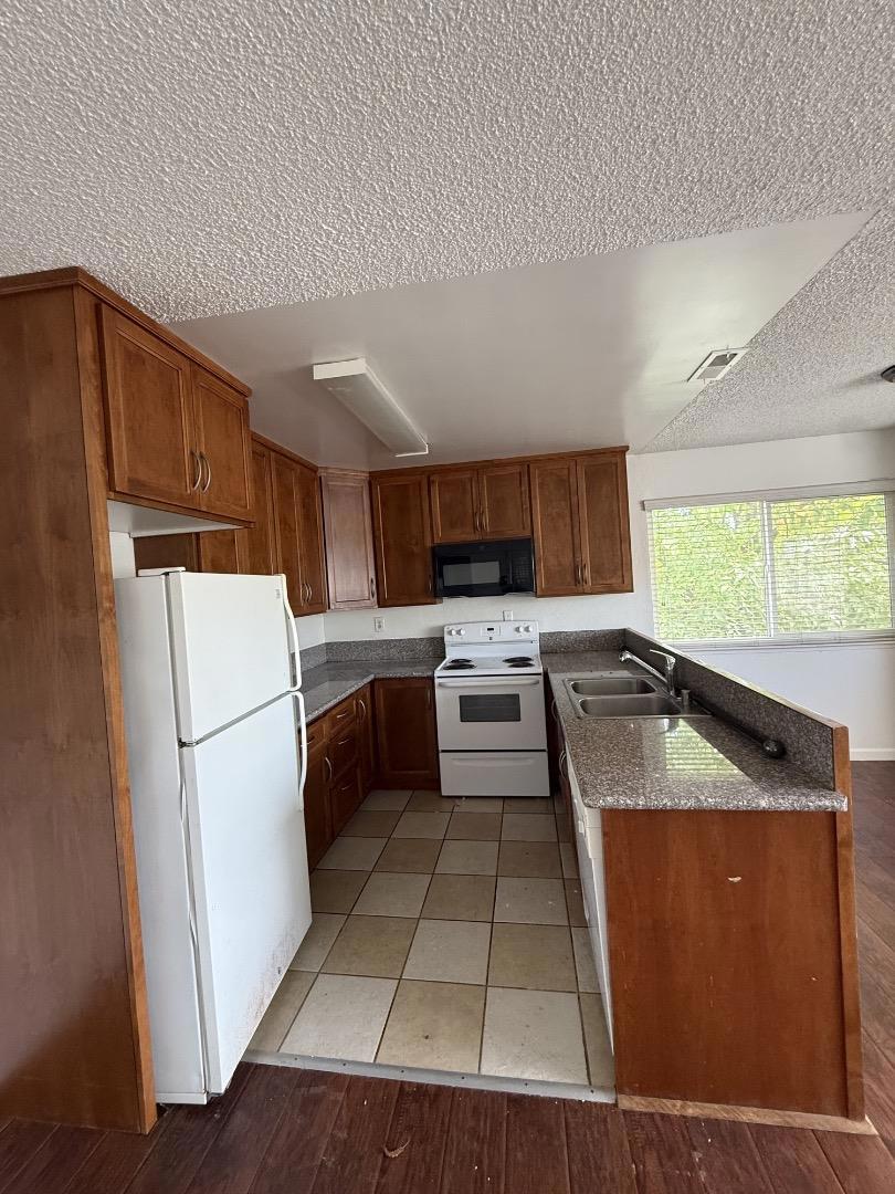 5555 Keoncrest Circle Property Photo 10