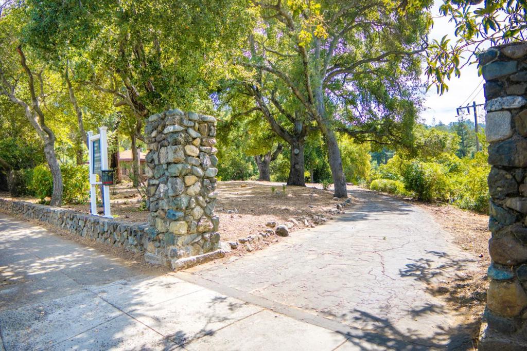 110 Johnson (lot 1) Avenue Property Photo 4