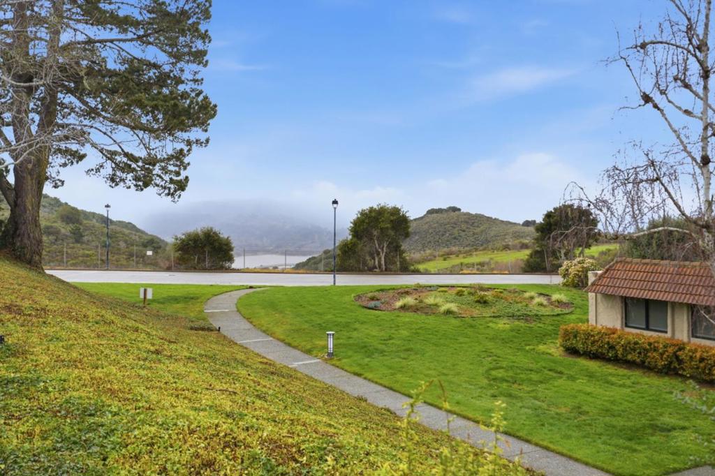 25 Rinconada Circle Property Photo 9