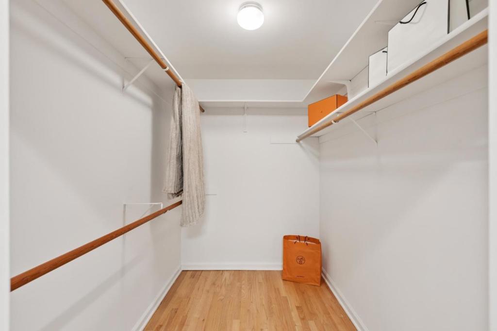 13385 Surrey Lane Property Photo 25