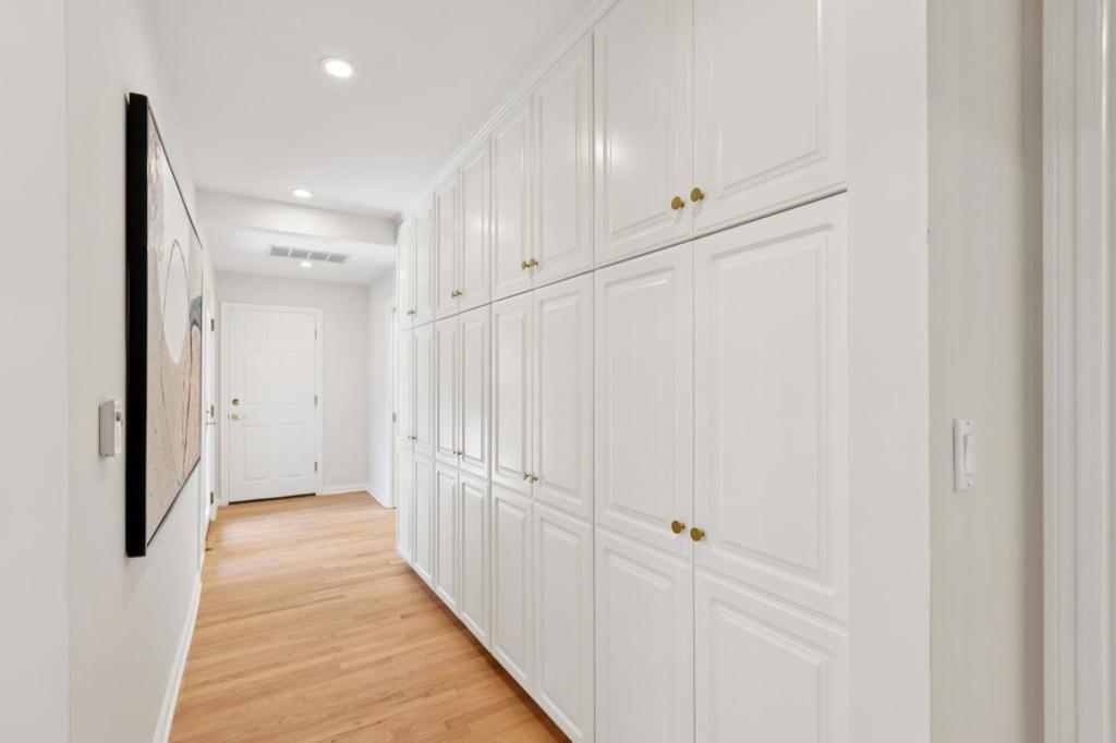 13385 Surrey Lane Property Photo 35