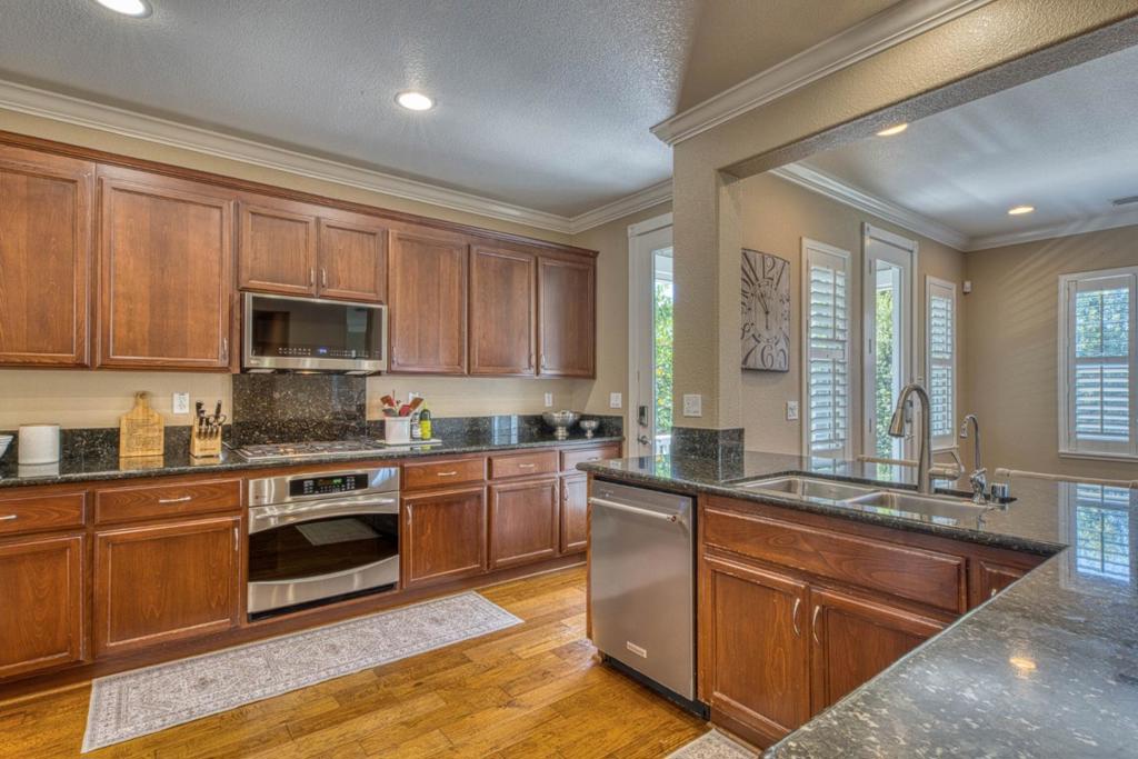 107 Fifth Street Property Photo 11