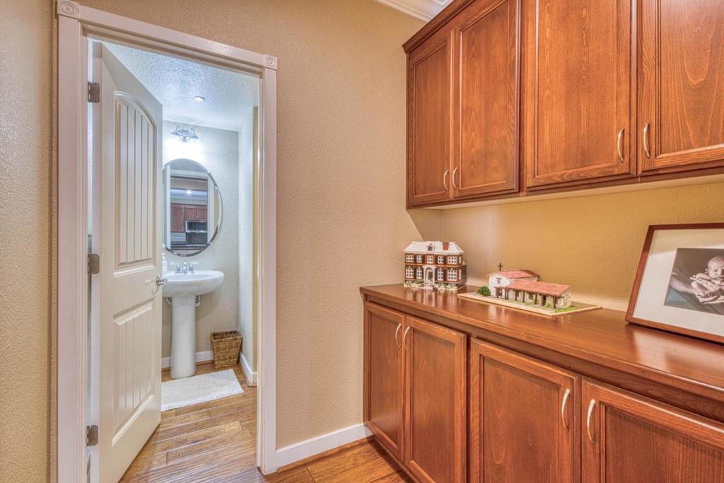 107 Fifth Street Property Photo 17