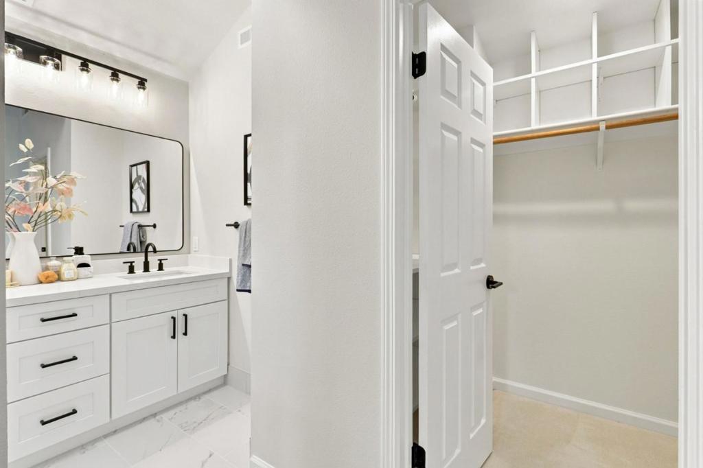 7371 Rainbow Drive Property Photo 23
