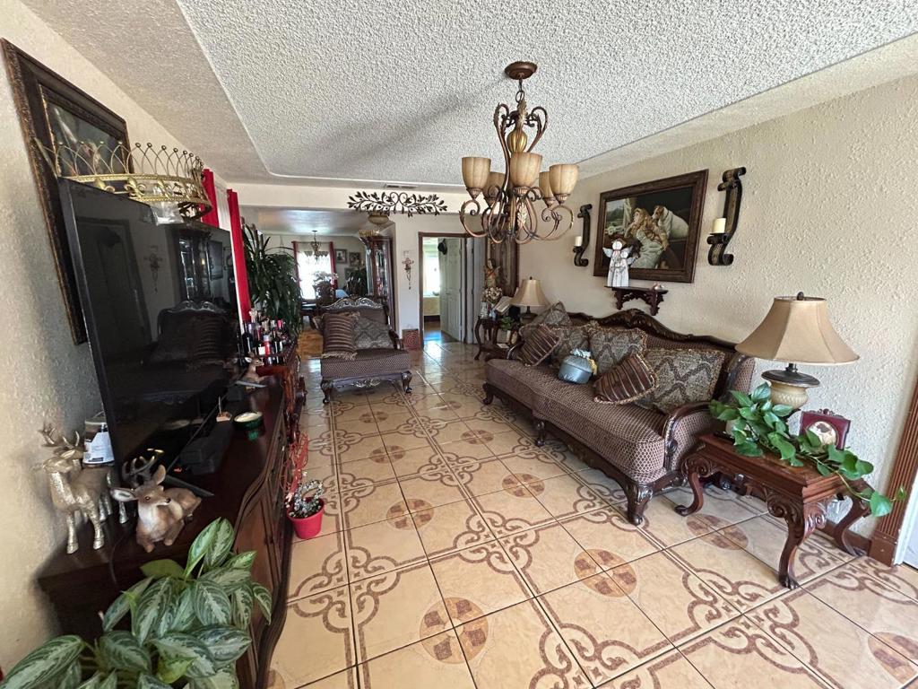 1332 Alma Avenue Property Photo 3