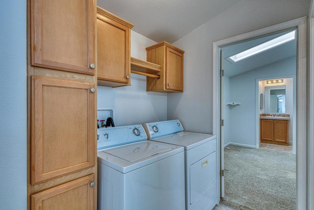 3320 Del Monte Boulevard 21 Property Photo 10