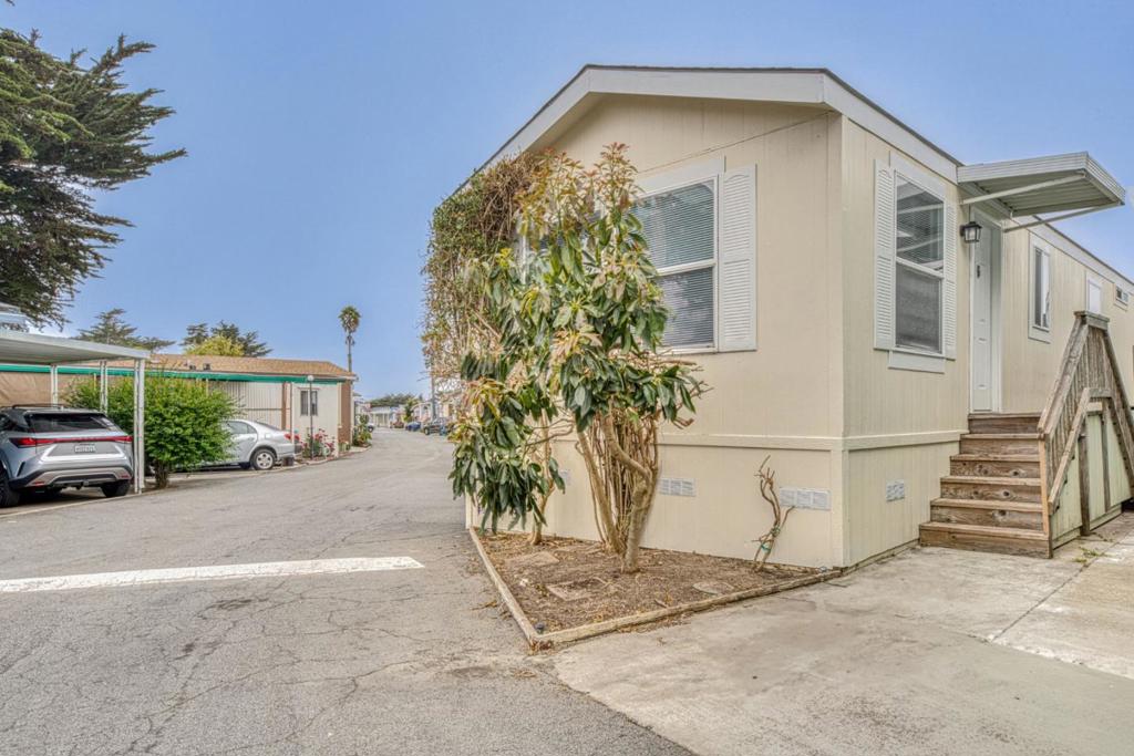 3320 Del Monte Boulevard 21 Property Photo 19