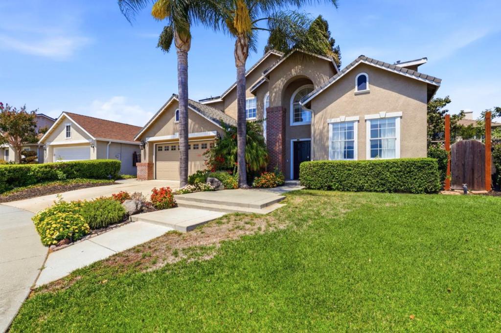 1301 Peregrine Drive Property Photo 1