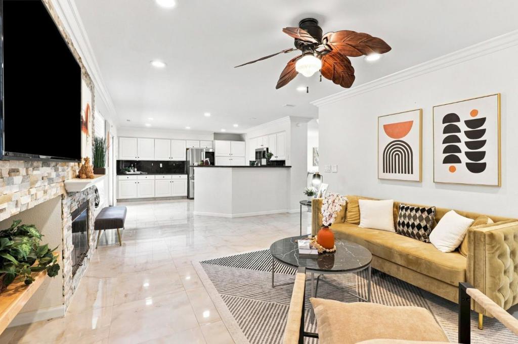 1301 Peregrine Drive Property Photo 9