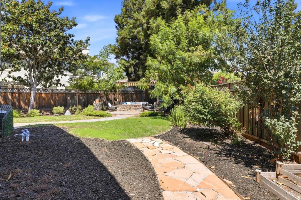 1301 Peregrine Drive Property Photo 36