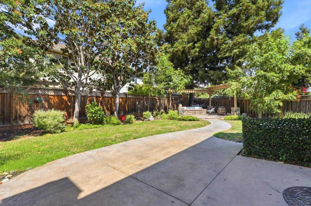 1301 Peregrine Drive Property Photo 40