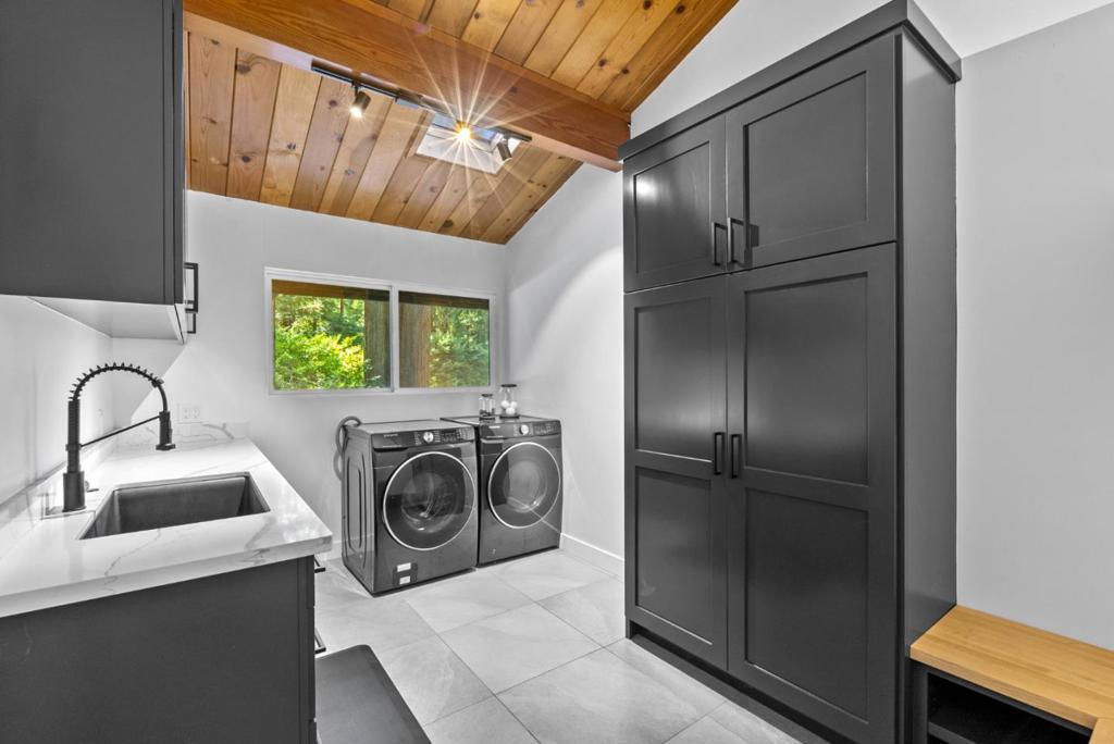 1855 Early Drive Property Photo 32