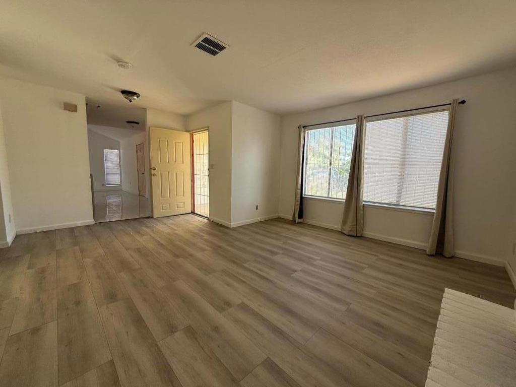 2403 Bordeaux Avenue Property Photo 3