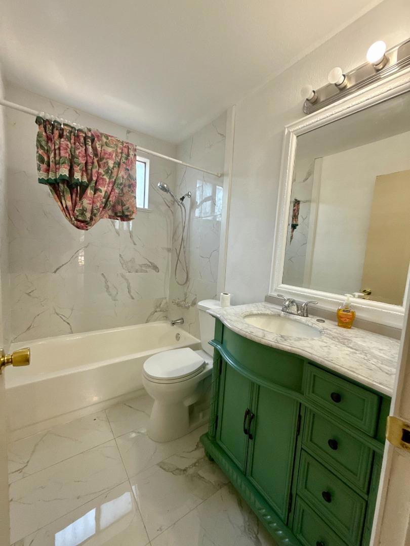 2403 Bordeaux Avenue Property Photo 11