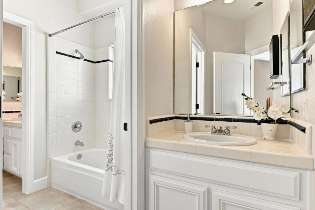 7318 Alexis Manor Place Property Photo 32