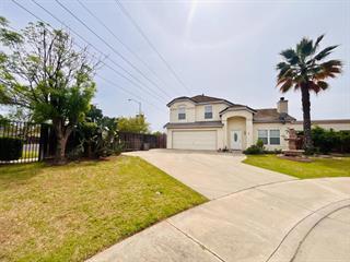 6 Westmont Court Property Photo 1