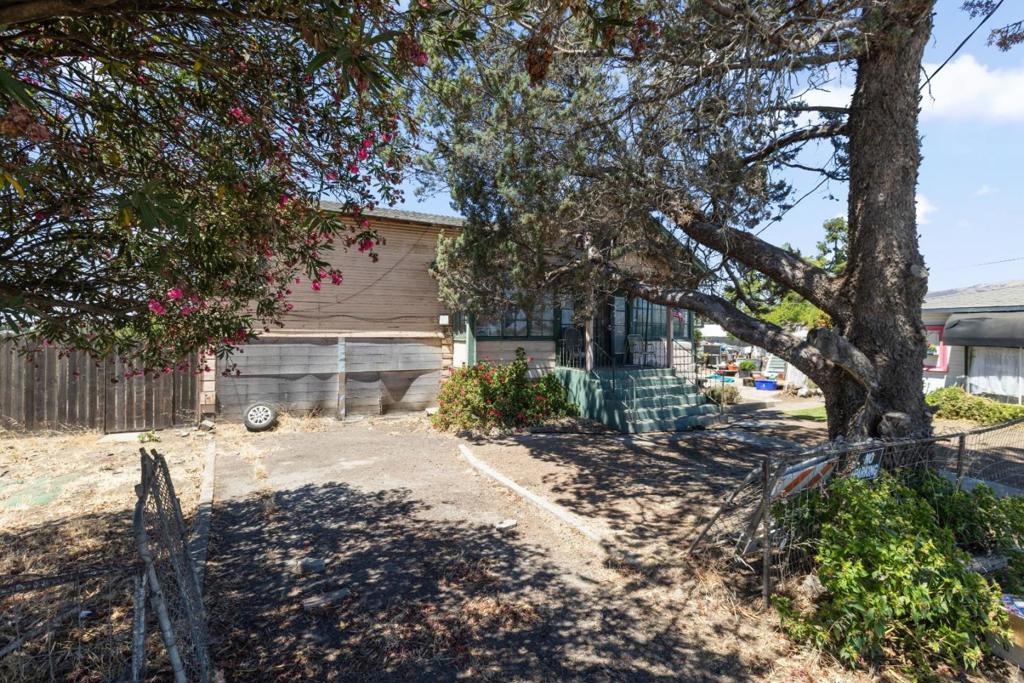 13350 Kimble Court Property Photo 18