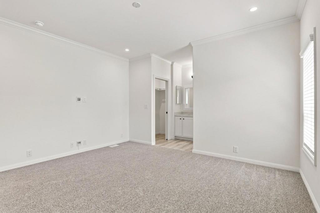 1085 Tasman Drive 353 Property Photo 23