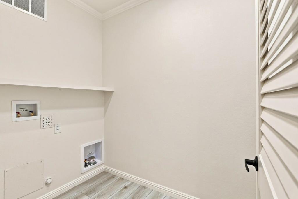 1085 Tasman Drive 353 Property Photo 30
