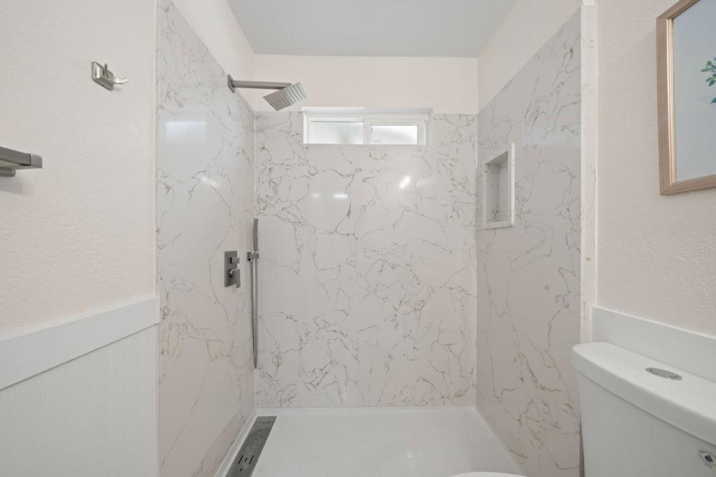 231 N K Street Property Photo 24