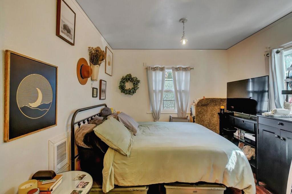 153 Kenmass Avenue Property Photo 6