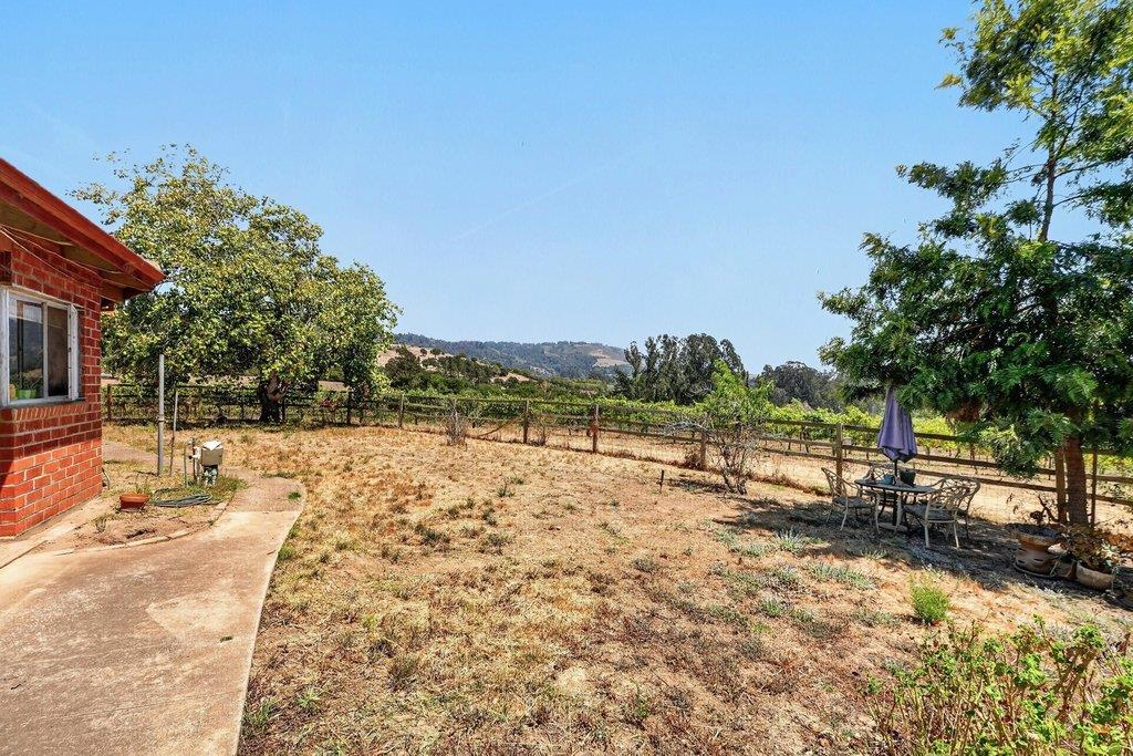 211 Smith Road Property Photo 30