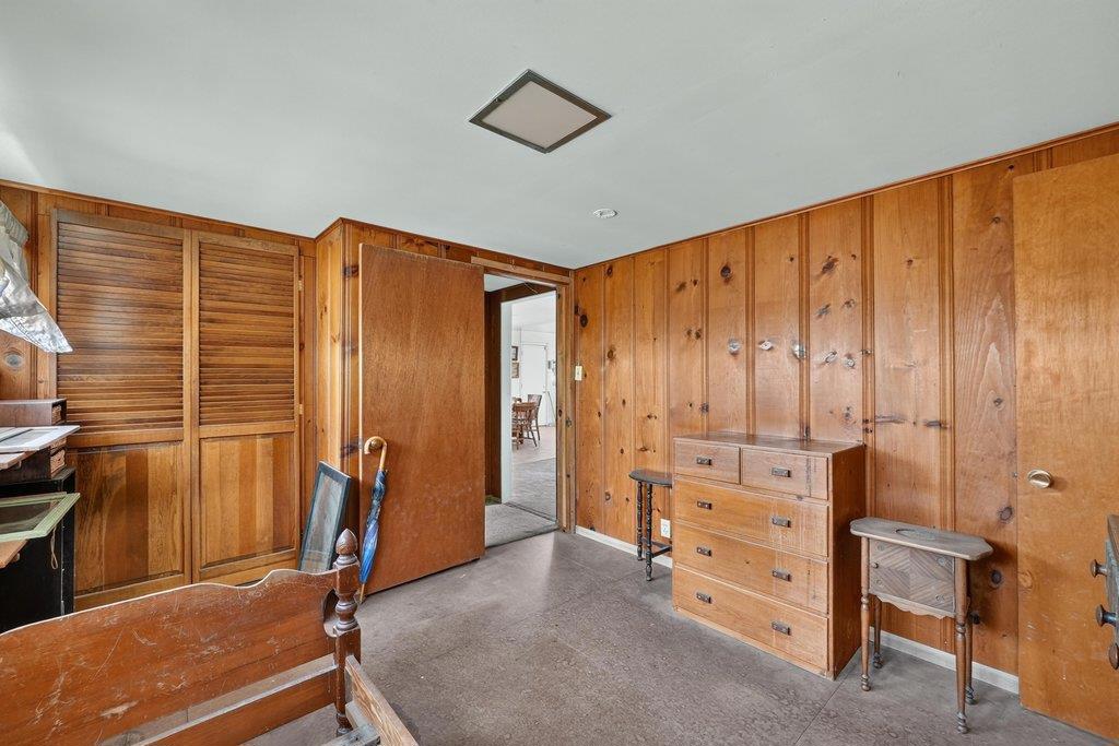 211 Smith Road Property Photo 45