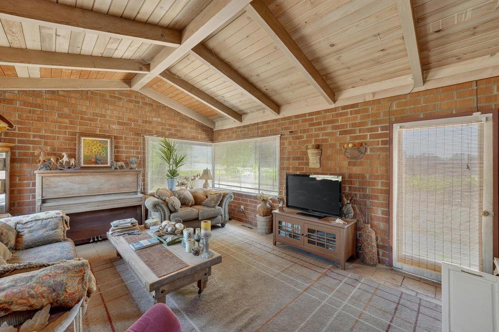 211 Smith Road Property Photo 49