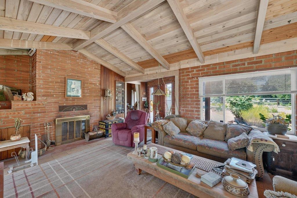 211 Smith Road Property Photo 50