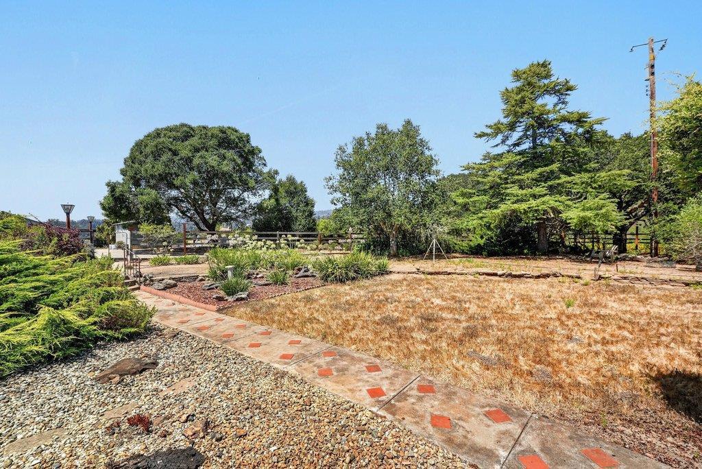 211 Smith Road Property Photo 63