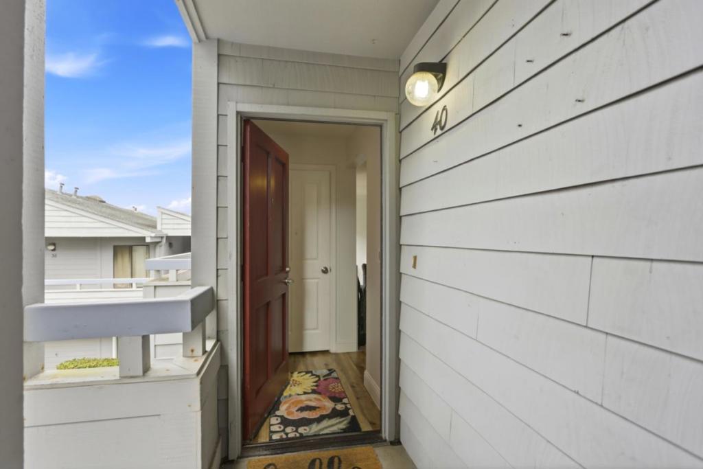 3095 Marina Drive 40 Property Photo 3